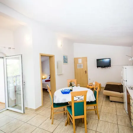 Nedi * Rogoznica (Sibenik-Knin)