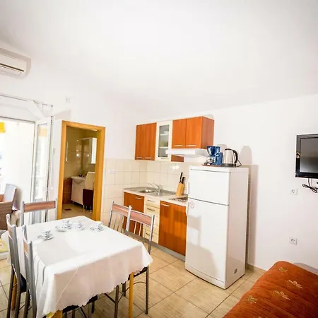 Nedi Rogoznica (Sibenik-Knin)