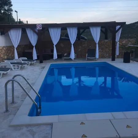 Apartamento Nedi Rogoznica (Sibenik-Knin)